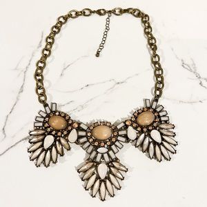 Statement necklace